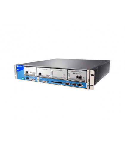 Маршрутизатор Juniper серии M7i M7i-AC-2GE-P